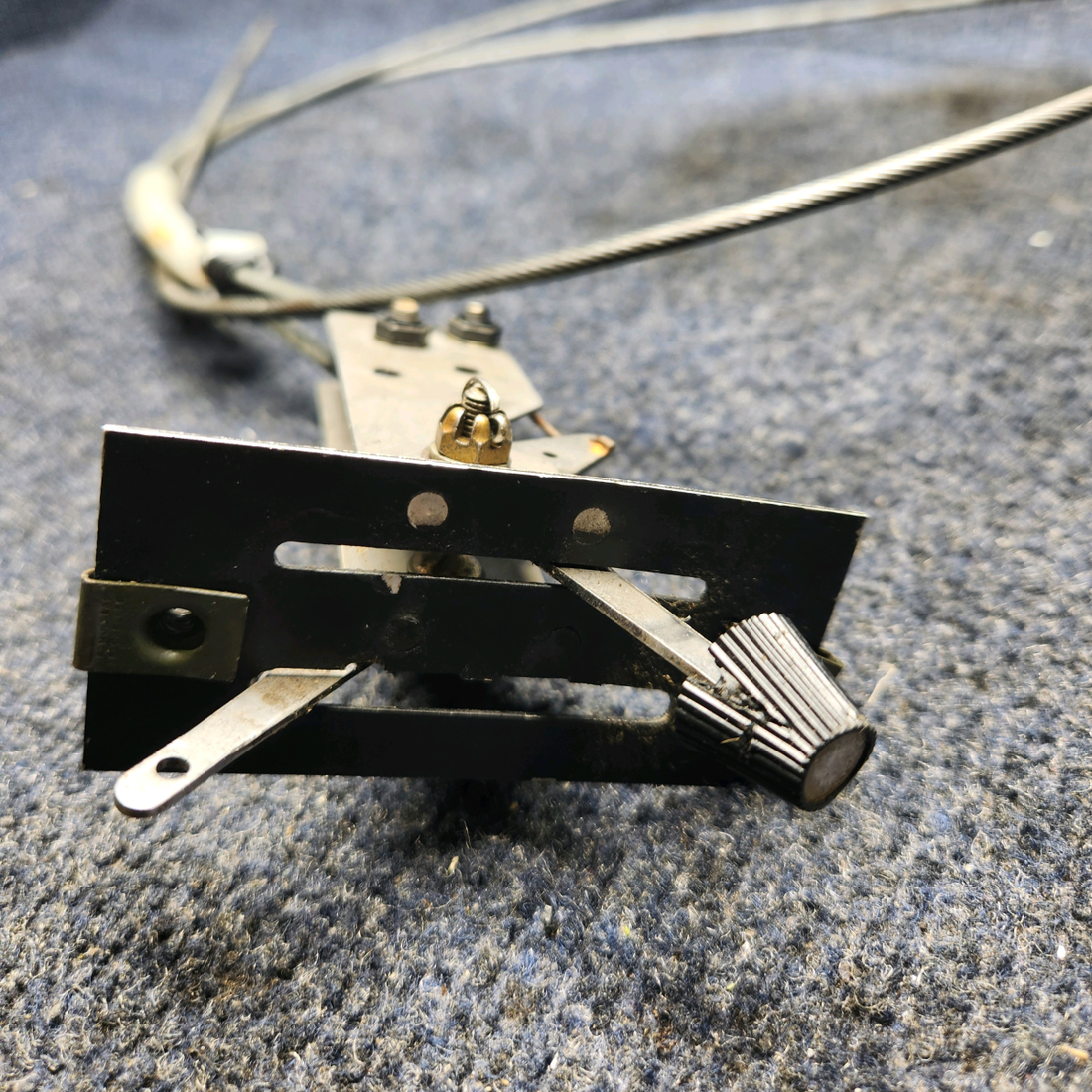 Used aircraft parts for sale, 79863-003 Piper PA32RT-300 HEAT AND DEFROSTER CONTROL LEVER ASSEMBLY WITH CABLES.
