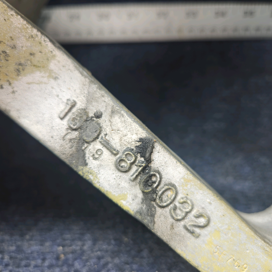 Used aircraft parts for sale, 169-810001-602 Beechcraft A24R Main Landing Gear Assembly RH