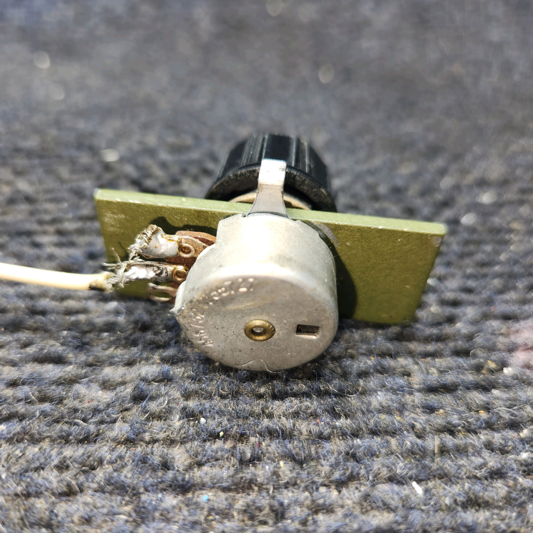 Used aircraft parts for sale, 456-732 Piper PA28-161 Potentiometer Switch Assembly