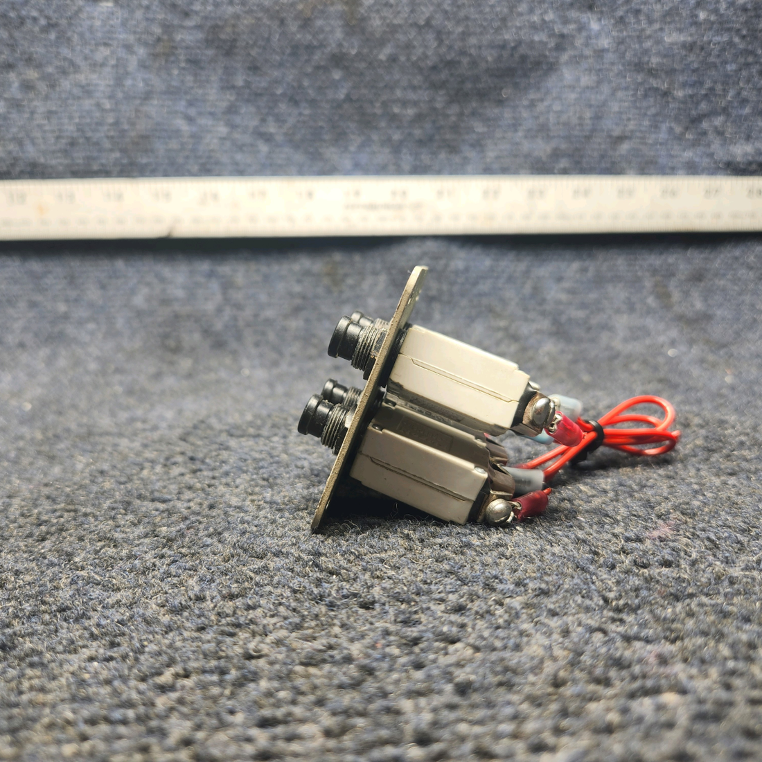 Used aircraft parts for sale, 7277-2-5 , 7277-2-3 klixon 7277 Beechcraft A23A Musketeer Custom III CIRCUIT BREAKER PUSH SWITCH (AMPS: 5 - 3) SET OF FOUR