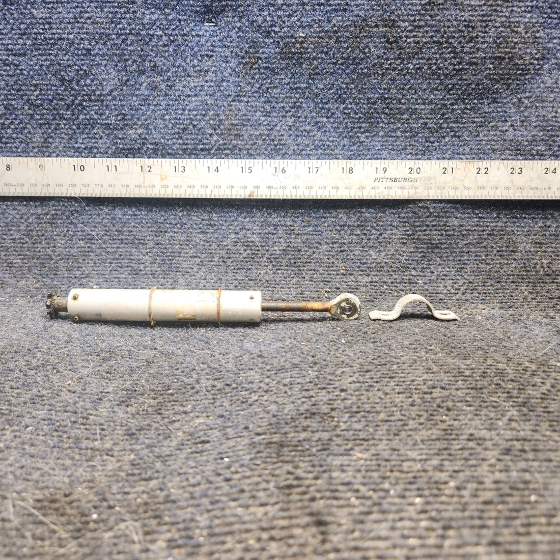 Used aircraft parts for sale, 1260074-1 cessna 172N Elevator Trim Tab Actuator Assembly