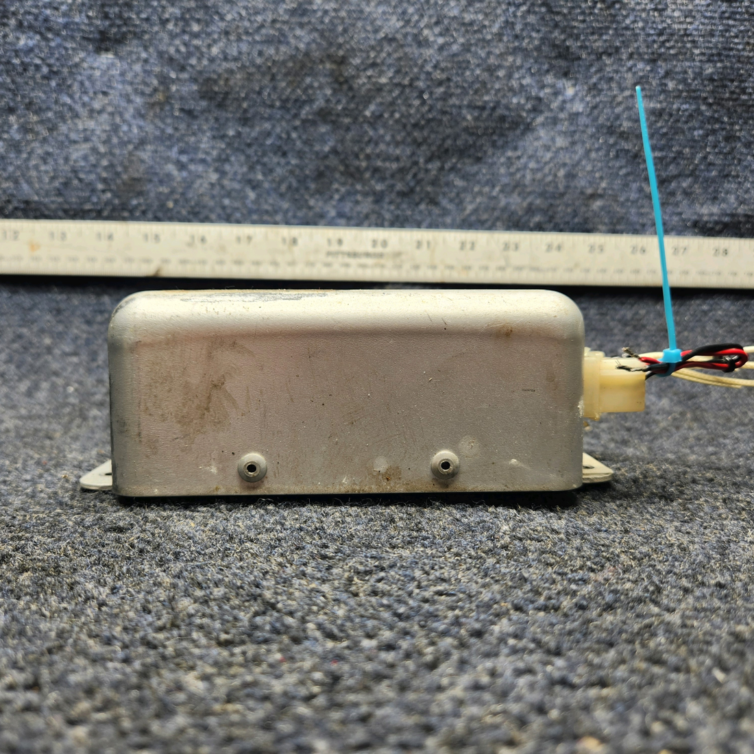 Used aircraft parts for sale, A413A, HAD-DF-14/28 WHELEN Beechcraft A24R Strobe Light Power Supply Unit (Volts:14/28)