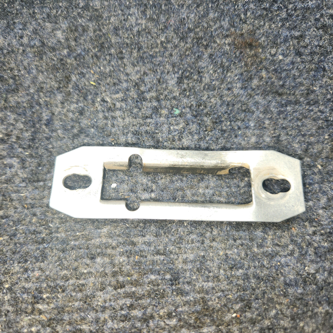 Used aircraft parts for sale, 63040-00 Piper PA28-140 Door Latch Plate