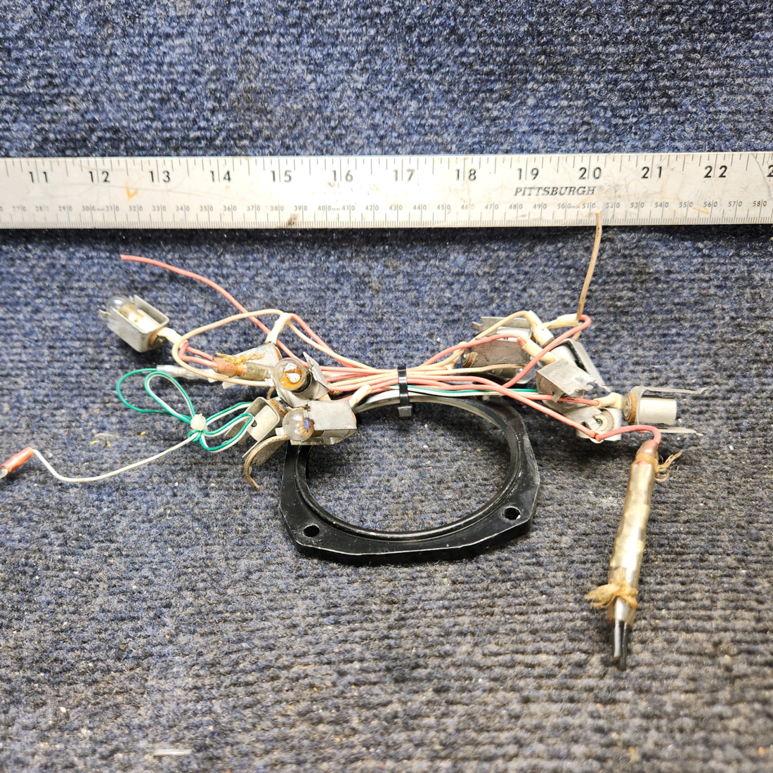 Used aircraft parts for sale, 565-513 Piper PA28-161 Instrument Panel Lights – Set of 11