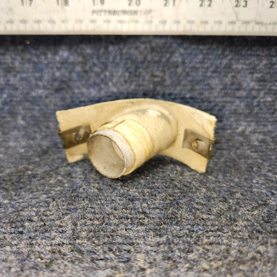 Used aircraft parts for sale, 0501030-2 CESSNA 172K AIR VENTILATION ADAPTER