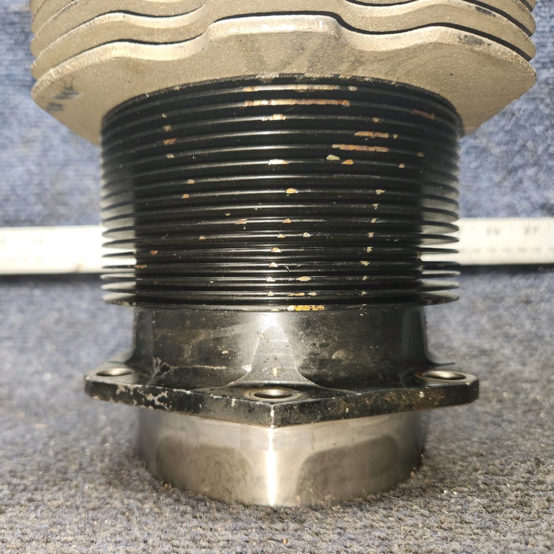 Used aircraft parts for sale, SA10200-A1 Superior O-300 Cessna 172 Cylinder with Valves and Springs