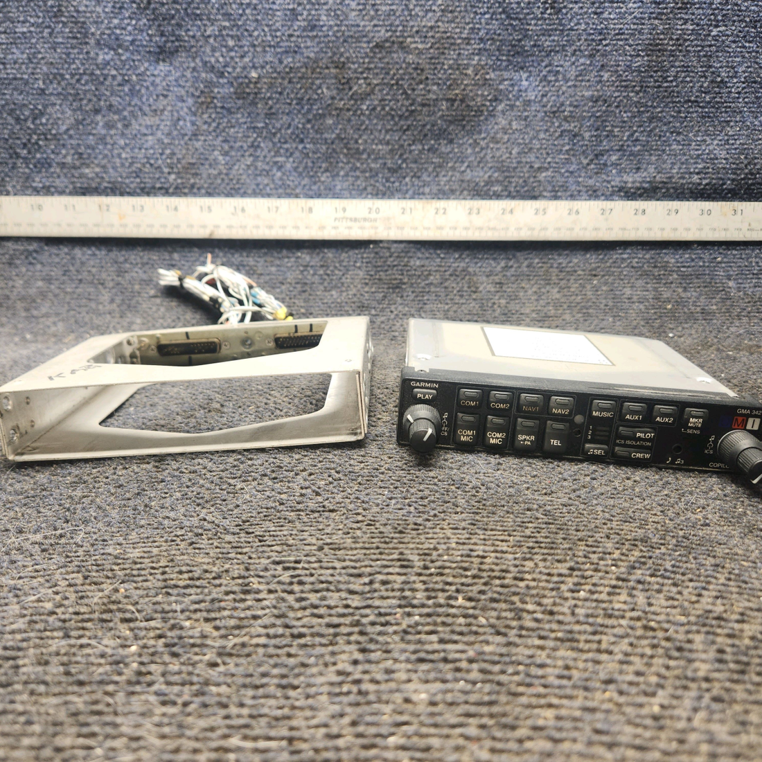 Used aircraft parts for sale, 011-03520-10 Garmin GMA-342 piper PA-28-181 Audio Panel with Tray (14/28 Volts)