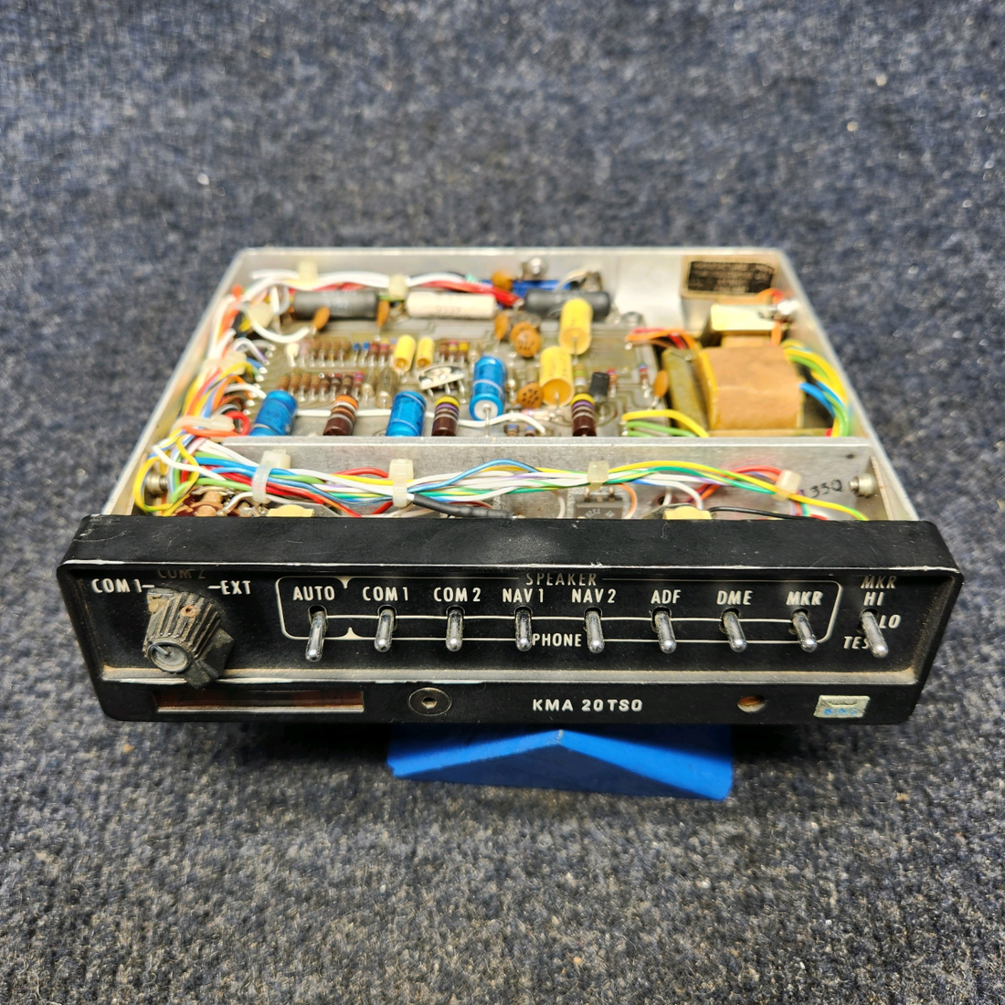 Used aircraft parts for sale, KMA 20 Bendix King  [part_model] PIPIR PA32RT-300 KING KMA20 AUDIO PANEL ASSY W/ TRAY/ CONNECTOR