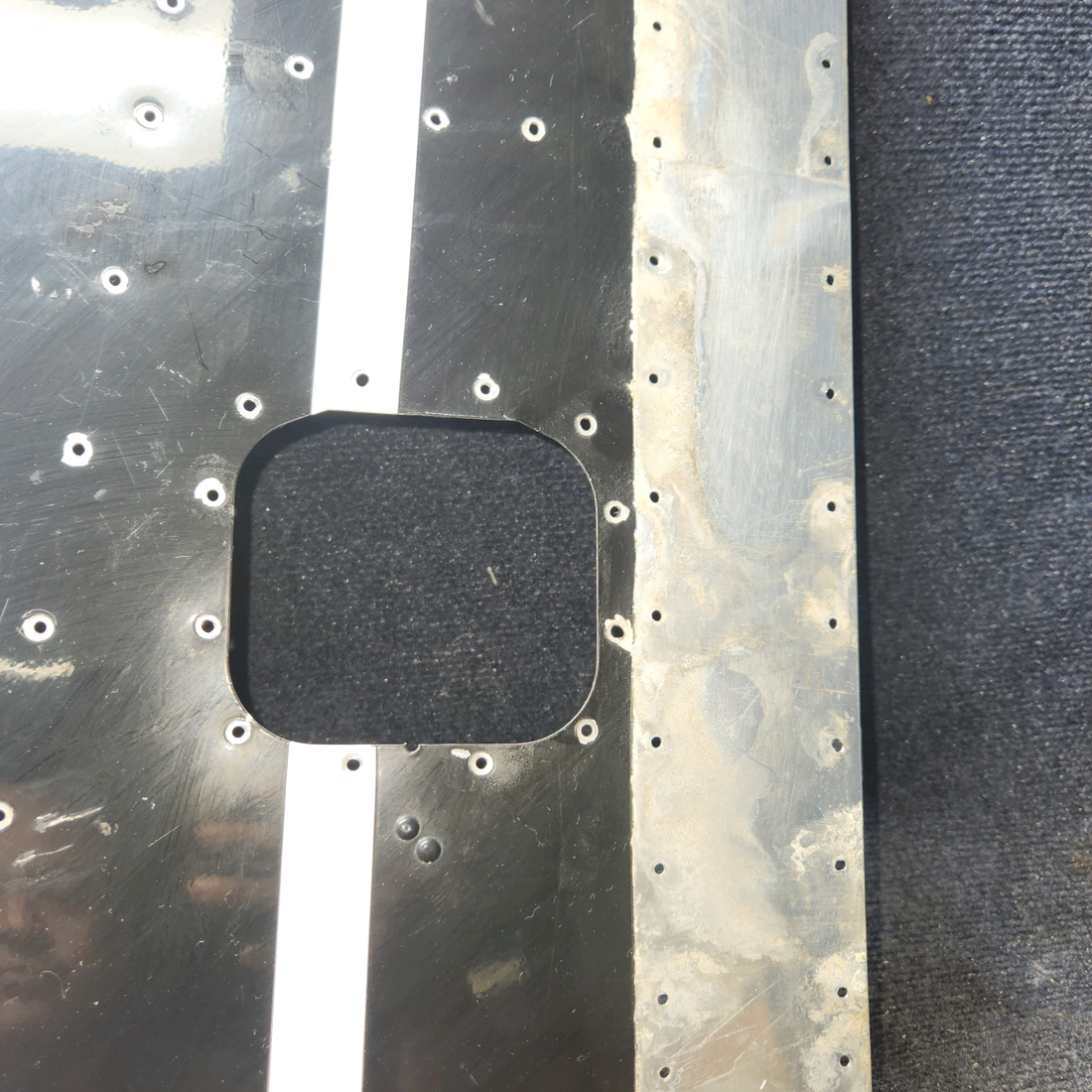 Used aircraft parts for sale, 0513362-8 Cessna 172E Skin Front Sections RH