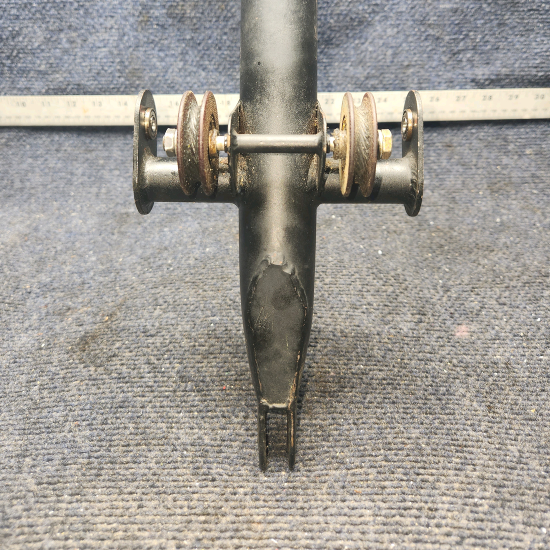 Used aircraft parts for sale, 62019-003 Piper PA28-140 Control Column Assy NO Joints