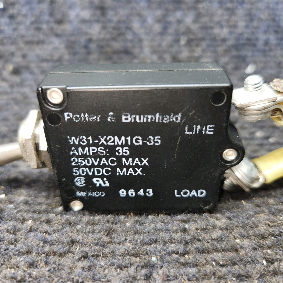 Used aircraft parts for sale, W31-X2M1G-35 Potter & Brumheld Cessna 182G Toggle Switch (Volts: 50 or 240) (Amps: 35)
