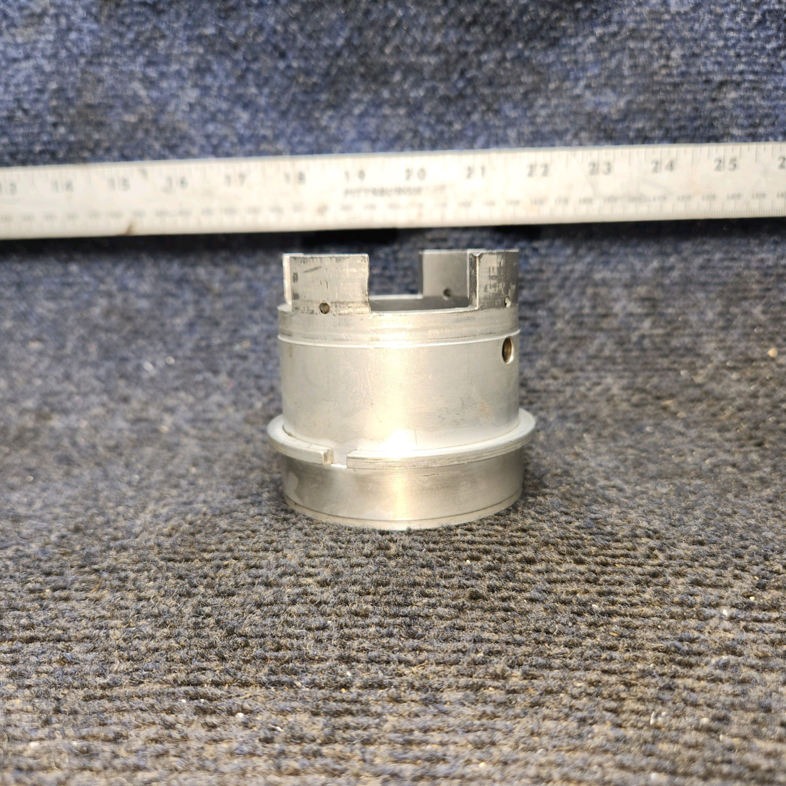 Used aircraft parts for sale, HC-A2V20-4A1 Hartzell BEECHCRAFT F35 Two Blade Preopeller W/ Adapter Kit Logs  (Prop Stuck)