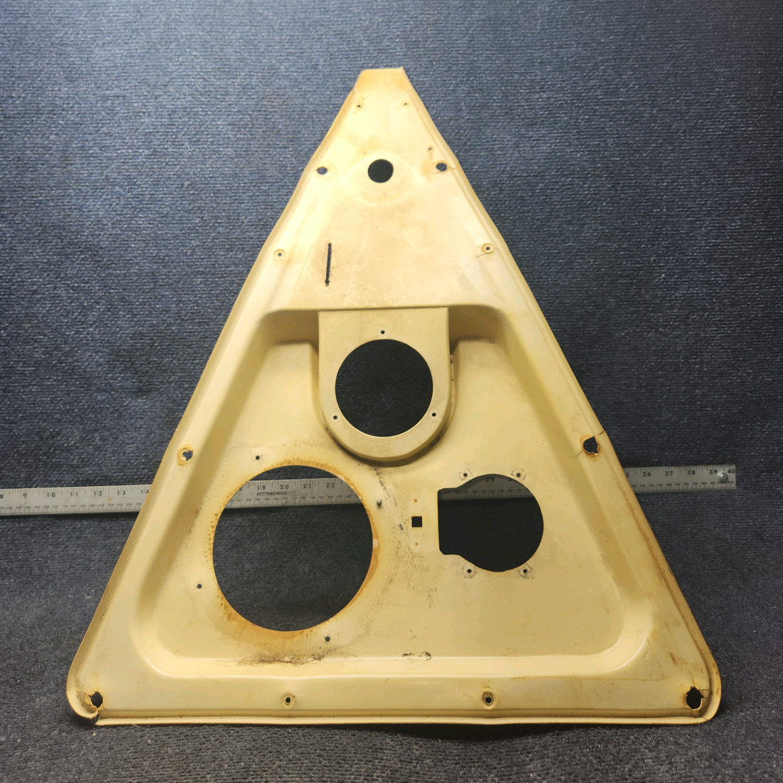 Used aircraft parts for sale, 63428-09 Piper PA28-140 Panel Light Cabin  Assy