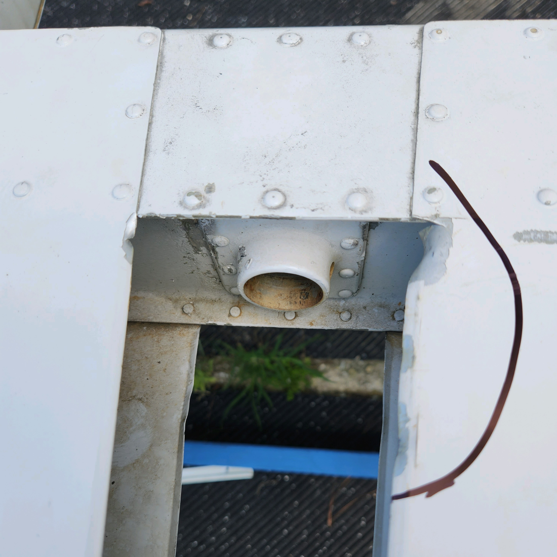 Used aircraft parts for sale, 38400-003 Piper PA32RT-300 HORIZONTAL STABILATOR ASSEMBLY SEE PHOTOS