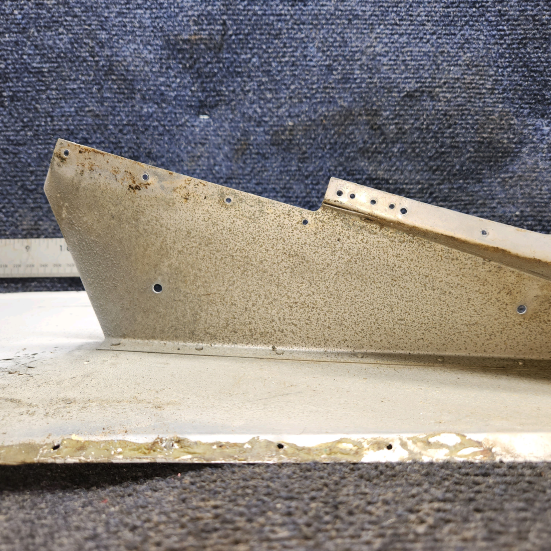 Used aircraft parts for sale, 0512153-7 Cessna 172E LH Wing Fillet