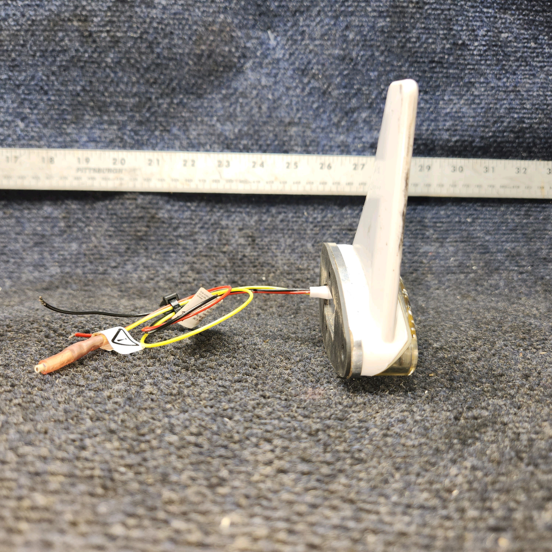 Used aircraft parts for sale, UAV-1001856-002 UAvionix Piper PA28-161 SkyBeacon ADS-B Out Transmitter, Mod 7 (Red LED)