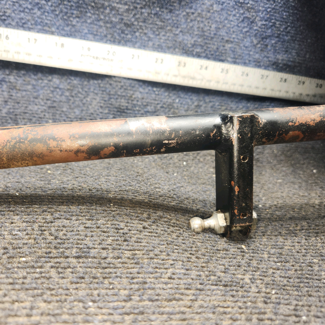 Used aircraft parts for sale, 1460320-1 cessna 150G Rudder Pedal and Bar Assembly - RH