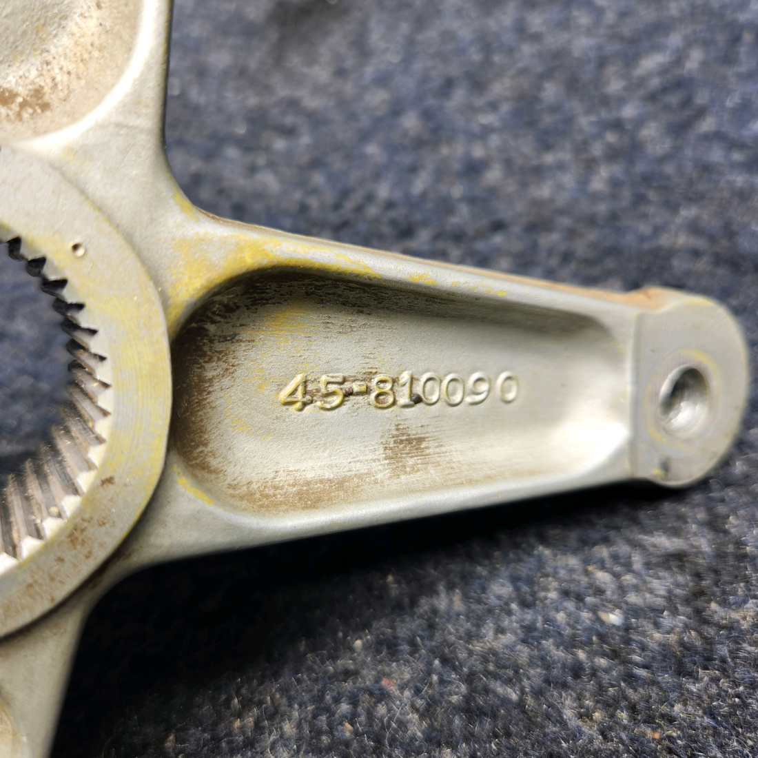 Used aircraft parts for sale, 45-810090 BEECHCRAFT F35 ARM MAIN GEAR RETRACT UPPER
