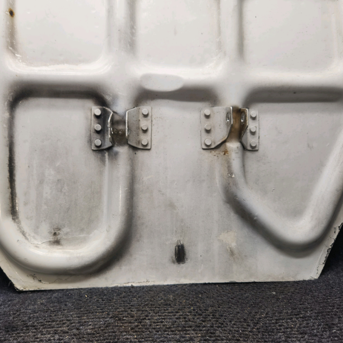 Used aircraft parts for sale, 35-815055-68 BEECHCRAFT 95-55B Outboard Main Landing Gear Door Assembly - LH