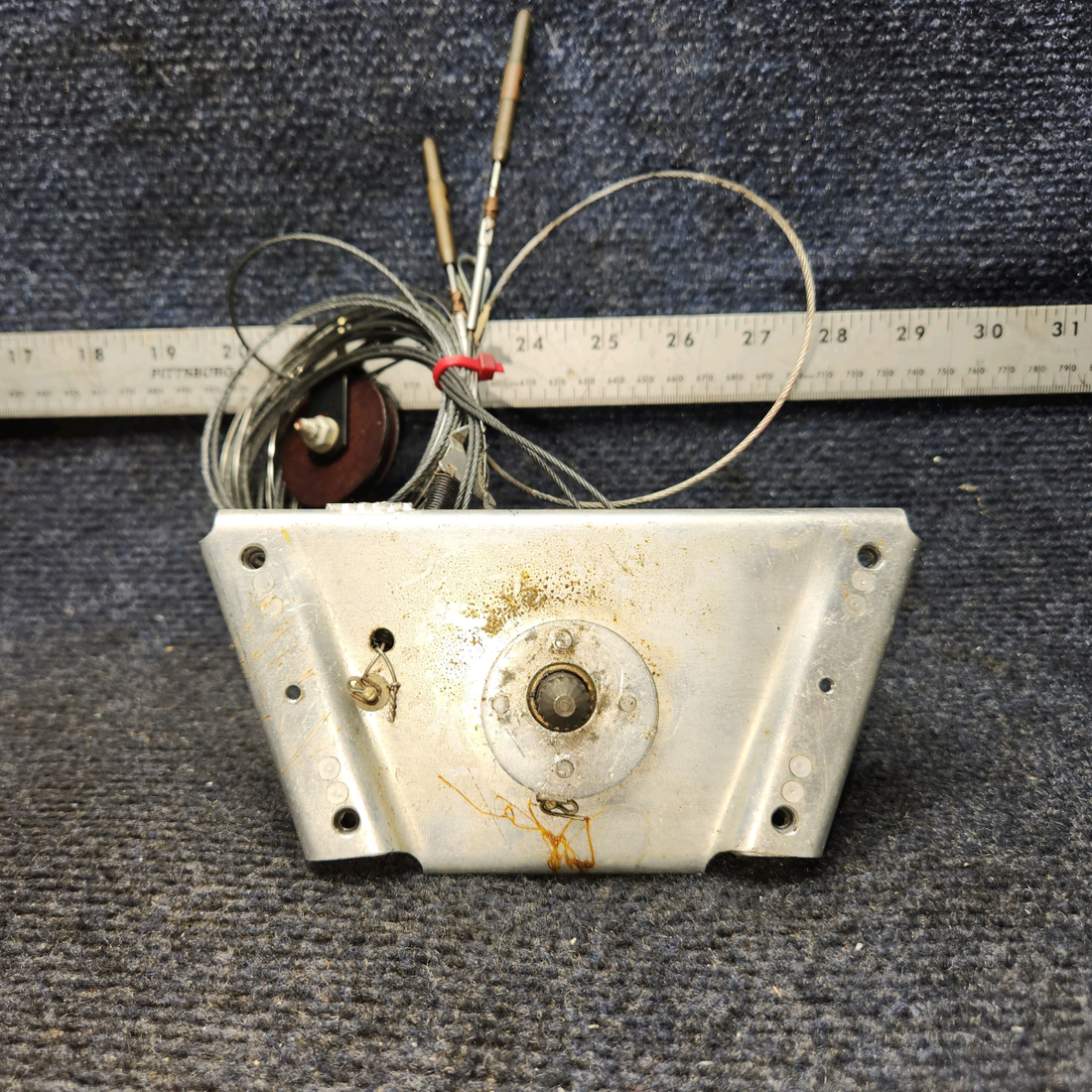 Used aircraft parts for sale, 63219-000 Piper PA28-140 Trim Pulley Bracket Assy W Cable