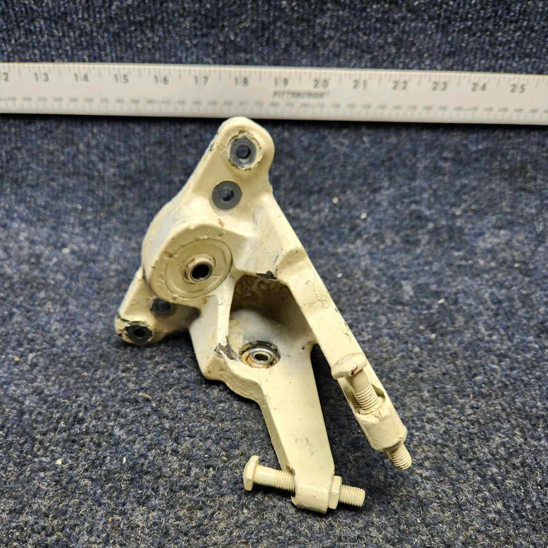 Used aircraft parts for sale, 35-600002 BEECHCRAFT F35 SUPPORT ELEVATOR INBD HINGE