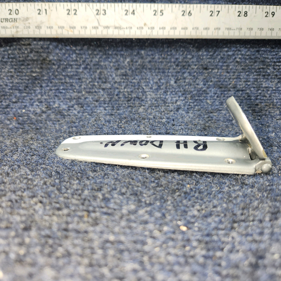 Used aircraft parts for sale, 0413426-3 Cessna C-150J Hinge Assy L.H Upper or R.H Lower