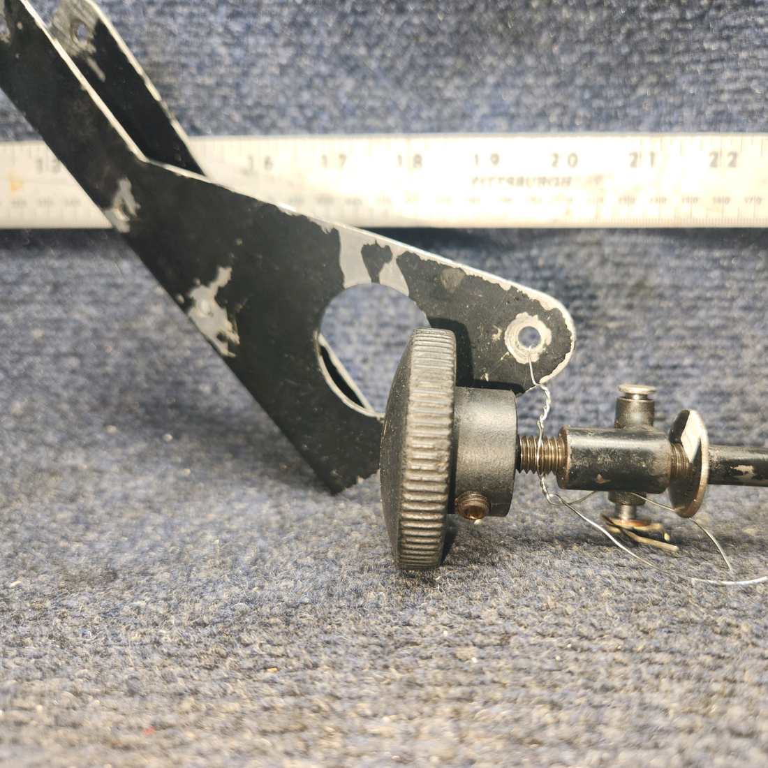 Used aircraft parts for sale, 62829-000 Piper PA28-140 Rudder Trim Shaft Assy With Braket.