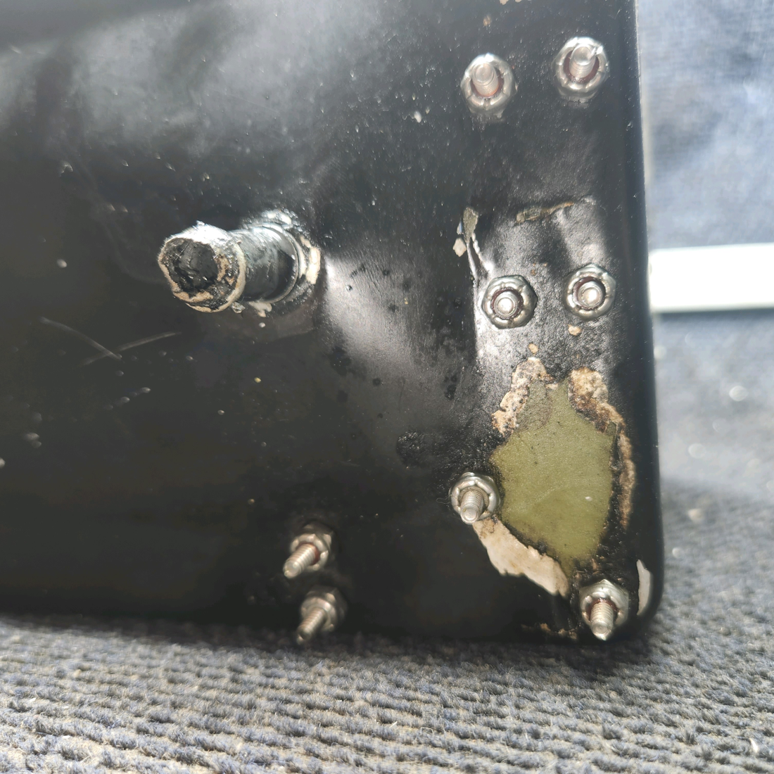 Used aircraft parts for sale, 0413402-6 cessna 150G Battery Box Bottom