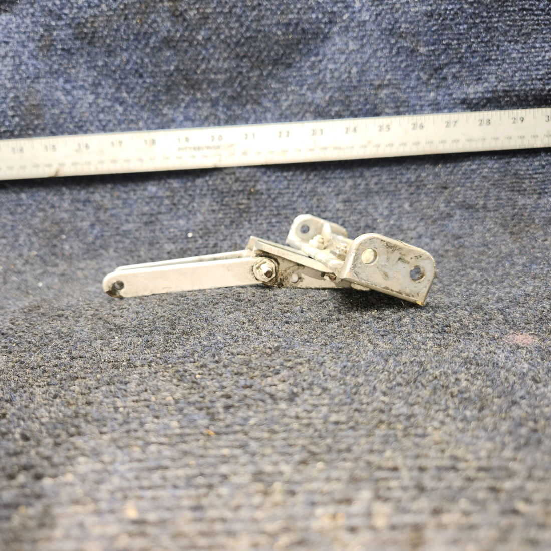 Used aircraft parts for sale, 20821-000 PIPER PA-24-250 Nose Gear Rear Drag Link Assembly