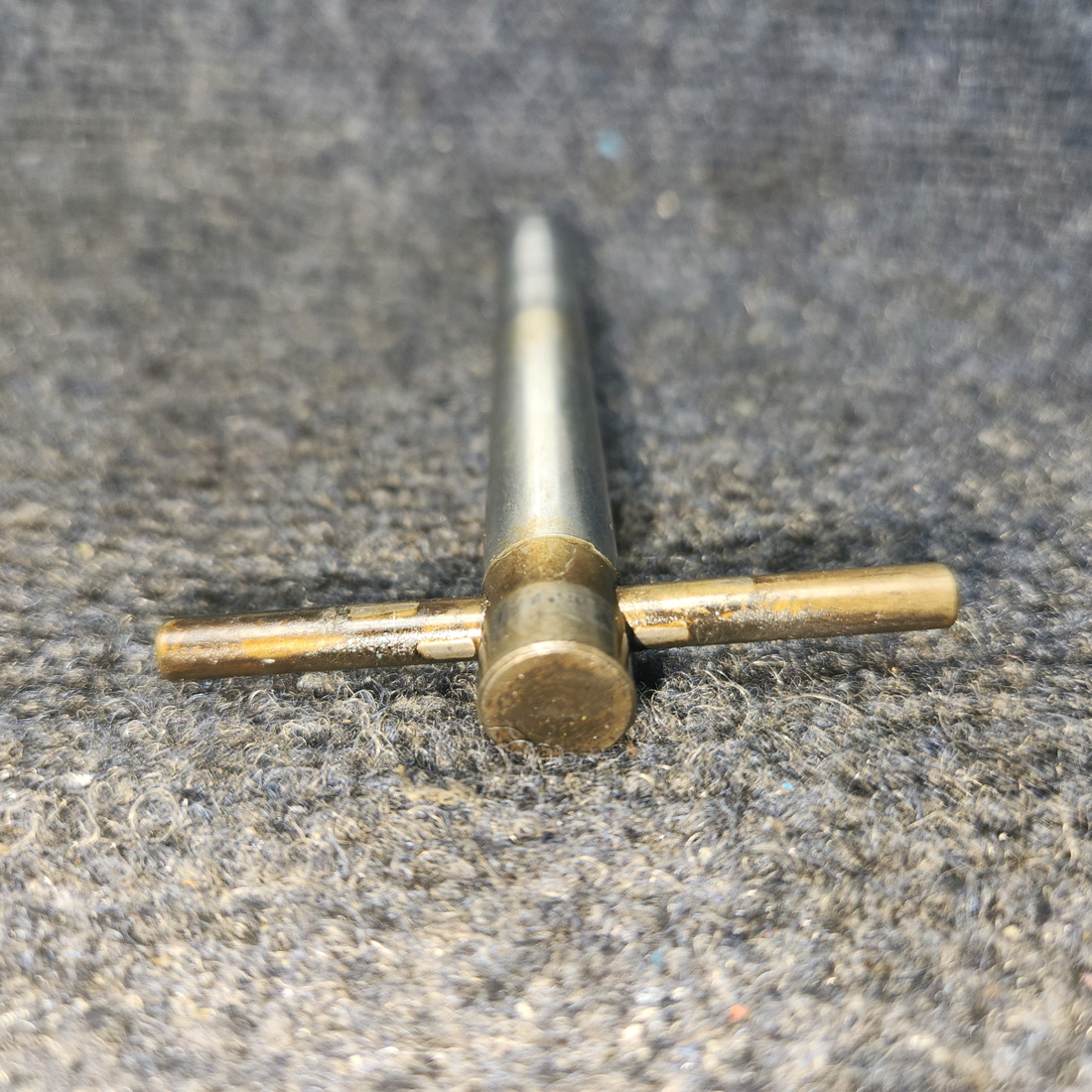 Used aircraft parts for sale, 76121 Lycoming O-320 Piper PA28-140 Tachometer Shaft