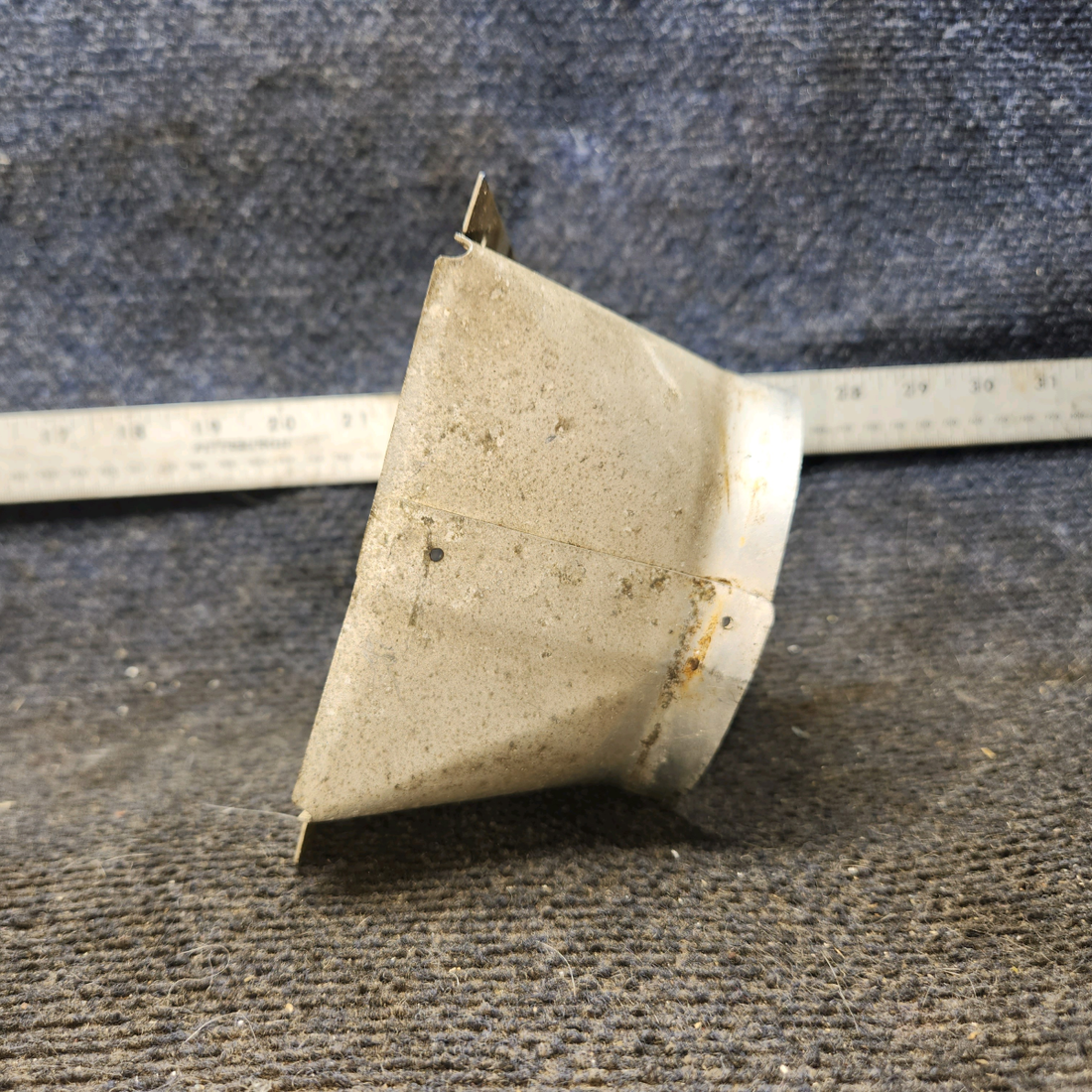 Used aircraft parts for sale, 0550334-1 cessna 172N Duct Assembly Cooler