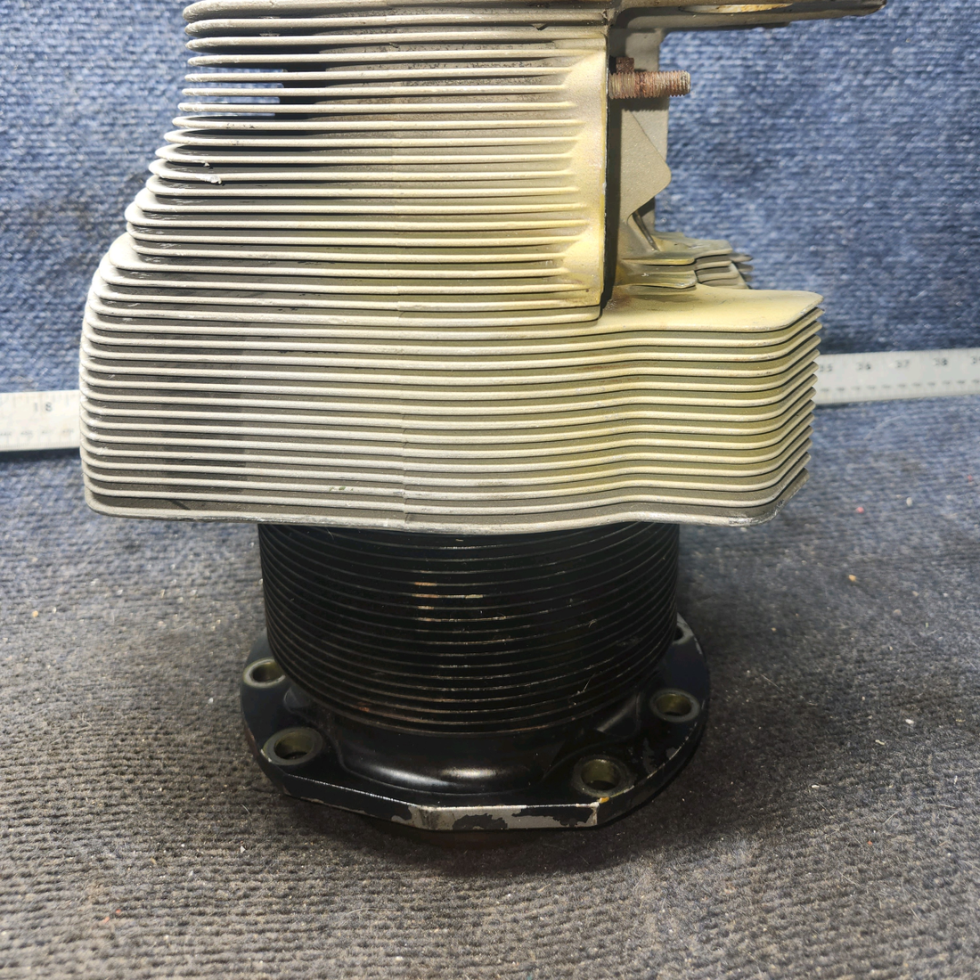Used aircraft parts for sale, SA47000S-A1 Superior O-470 Cessna 182G Engine Cylinder