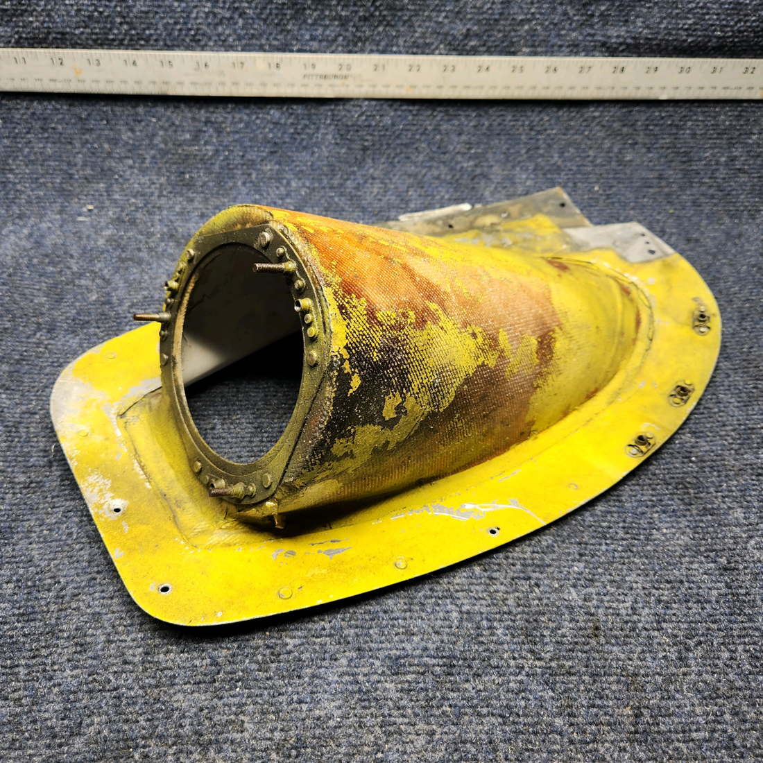Used aircraft parts for sale, 2452006-22 CESSNA C172RG LANDING LIGHT HOUSING ASSEMBLY RH