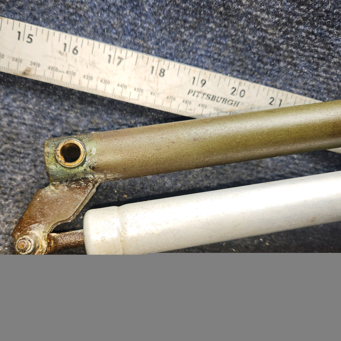 Used aircraft parts for sale, C301C01-0210 cessna 150G Flap Actuator Assembly with Motor – 14V