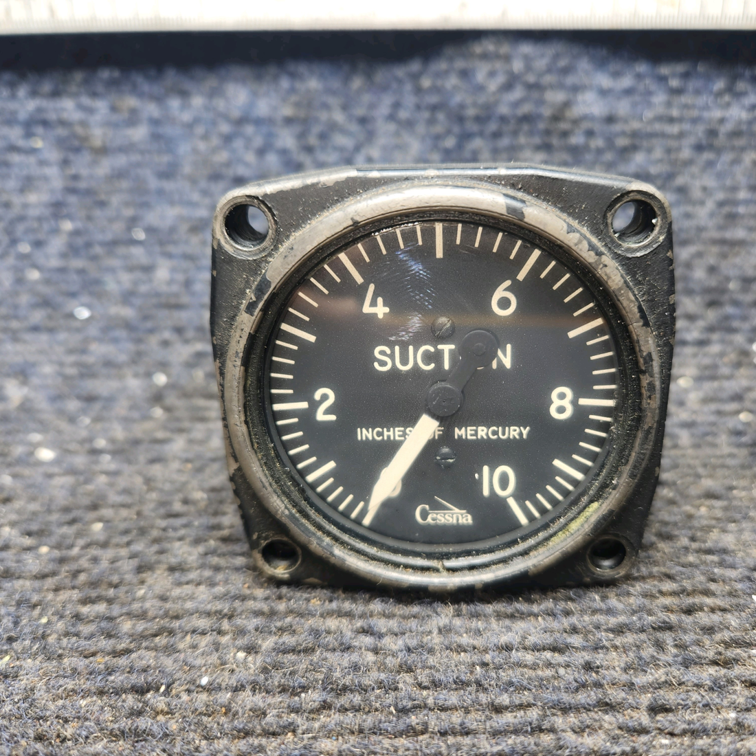 Used aircraft parts for sale, S1414-N1 Standard Precision Cessna 172E Suction Indicator