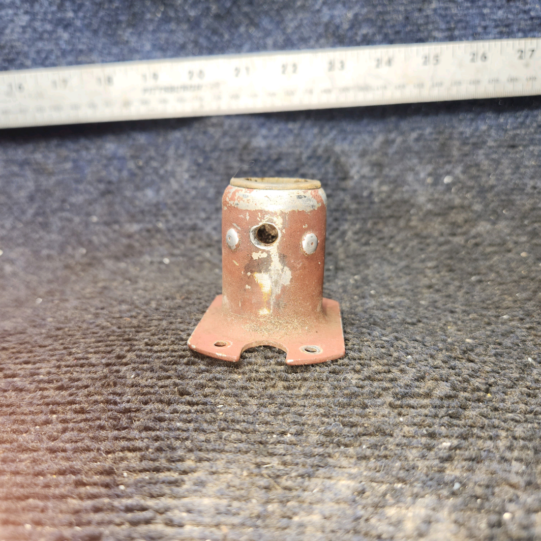 Used aircraft parts for sale, 0513311-1 Cessna 172F Control Tube Support LH