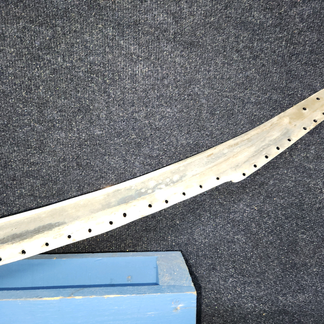 Used aircraft parts for sale, 0713660-1 Cessna 182G Retainer Windshield Outer