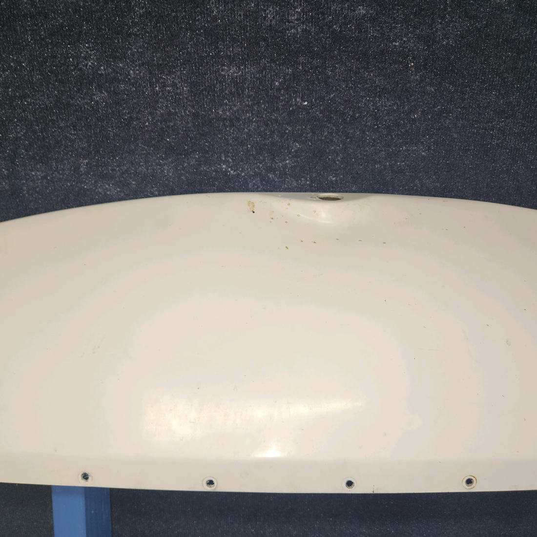 Used aircraft parts for sale, SA880CE Piper PA28-140 Hoerner Style FiberglassWing Tip Assy RH