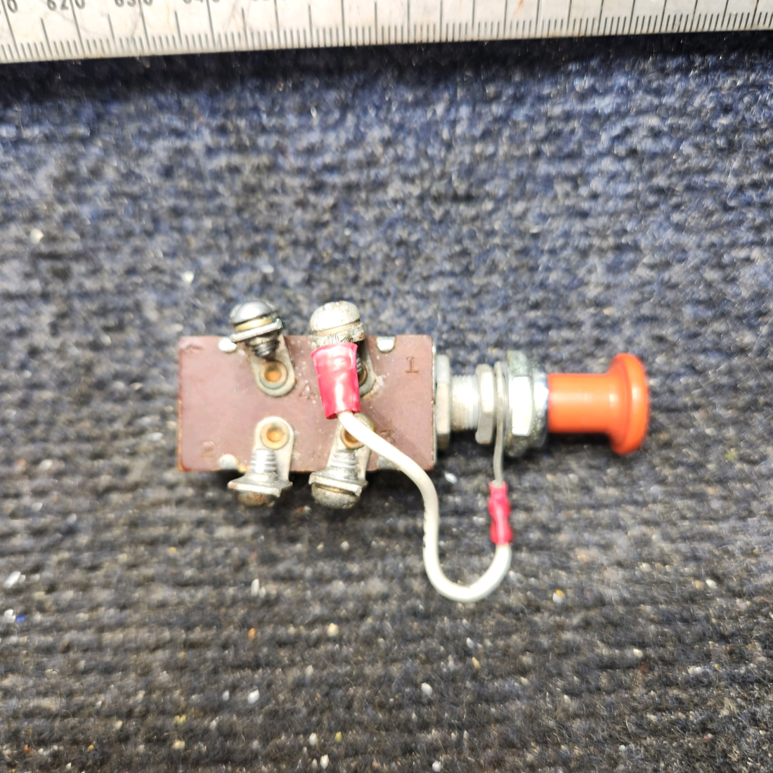 Used aircraft parts for sale, 0713026-5 Cessna 172E Master Switch