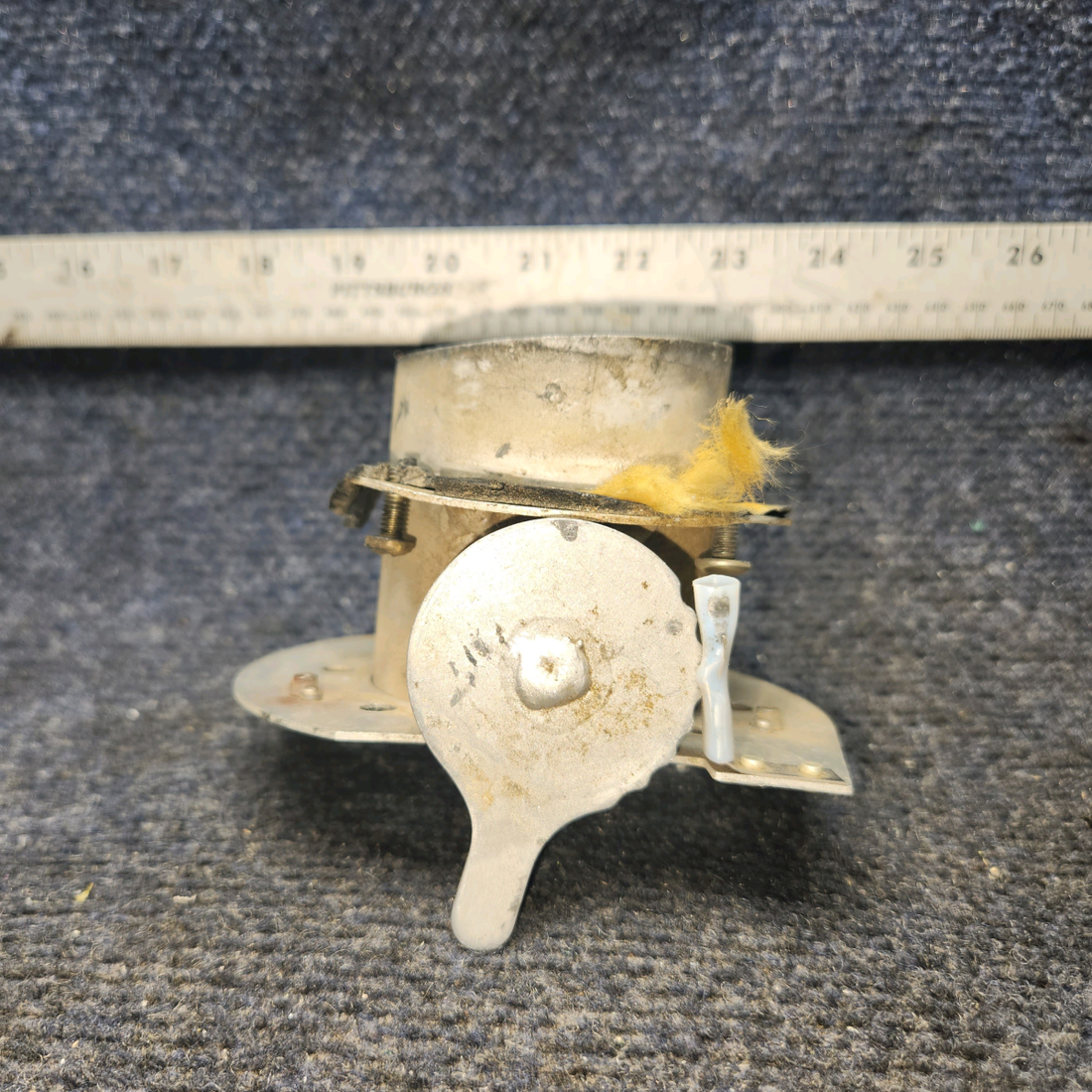 Used aircraft parts for sale, 68556-000 Piper PA28-140 Cabin Air Vent Valve Assy Aft LH