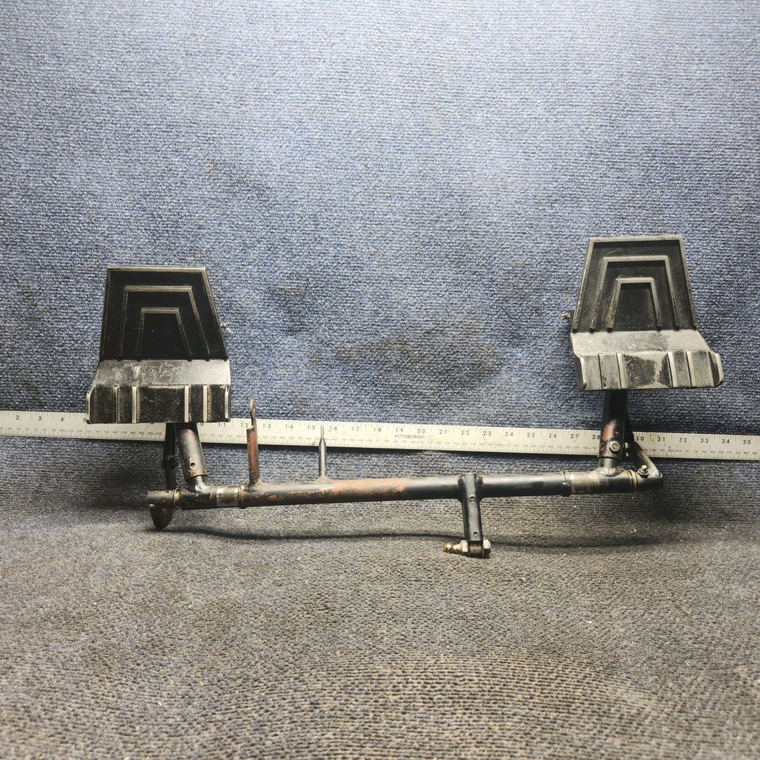 Used aircraft parts for sale, 1460320-1 cessna 150G Rudder Pedal and Bar Assembly – LH