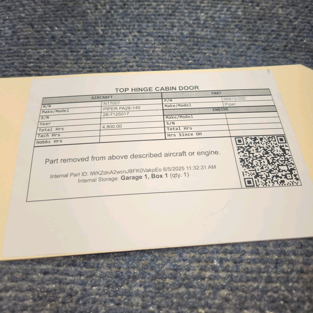 Used aircraft parts for sale, 66913-000 PIPER PA28-140 Hinge Cabin Door Top