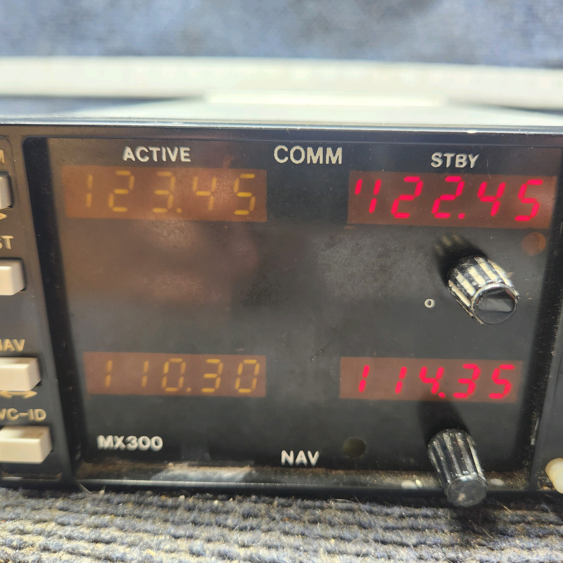 Used aircraft parts for sale, MX300 TKM cessna 150G NAV/COMM 14 VDC with Tray and Connectors