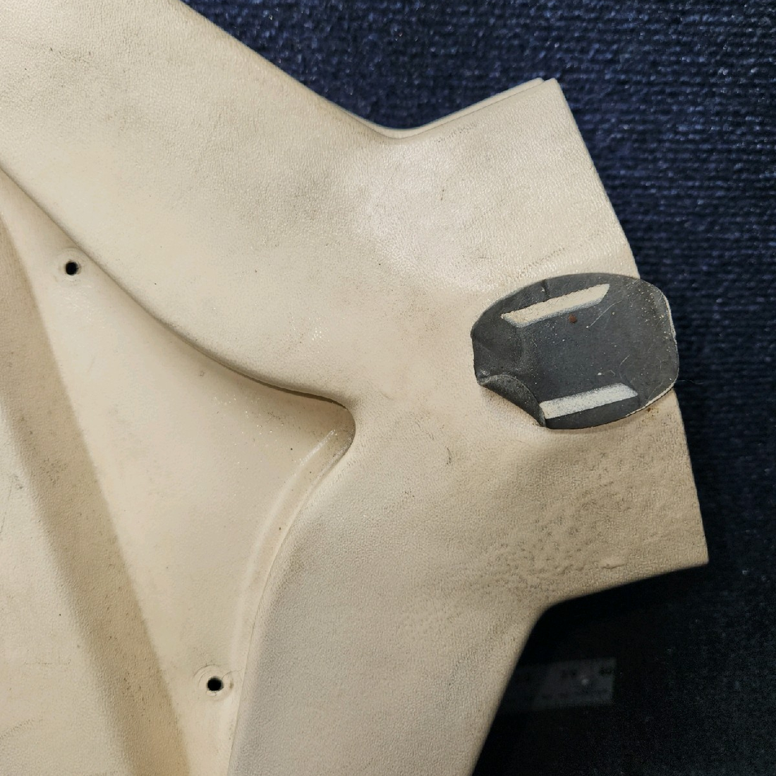 Used aircraft parts for sale, 99500-006 piper PA-28-181 Overhead Console Cover