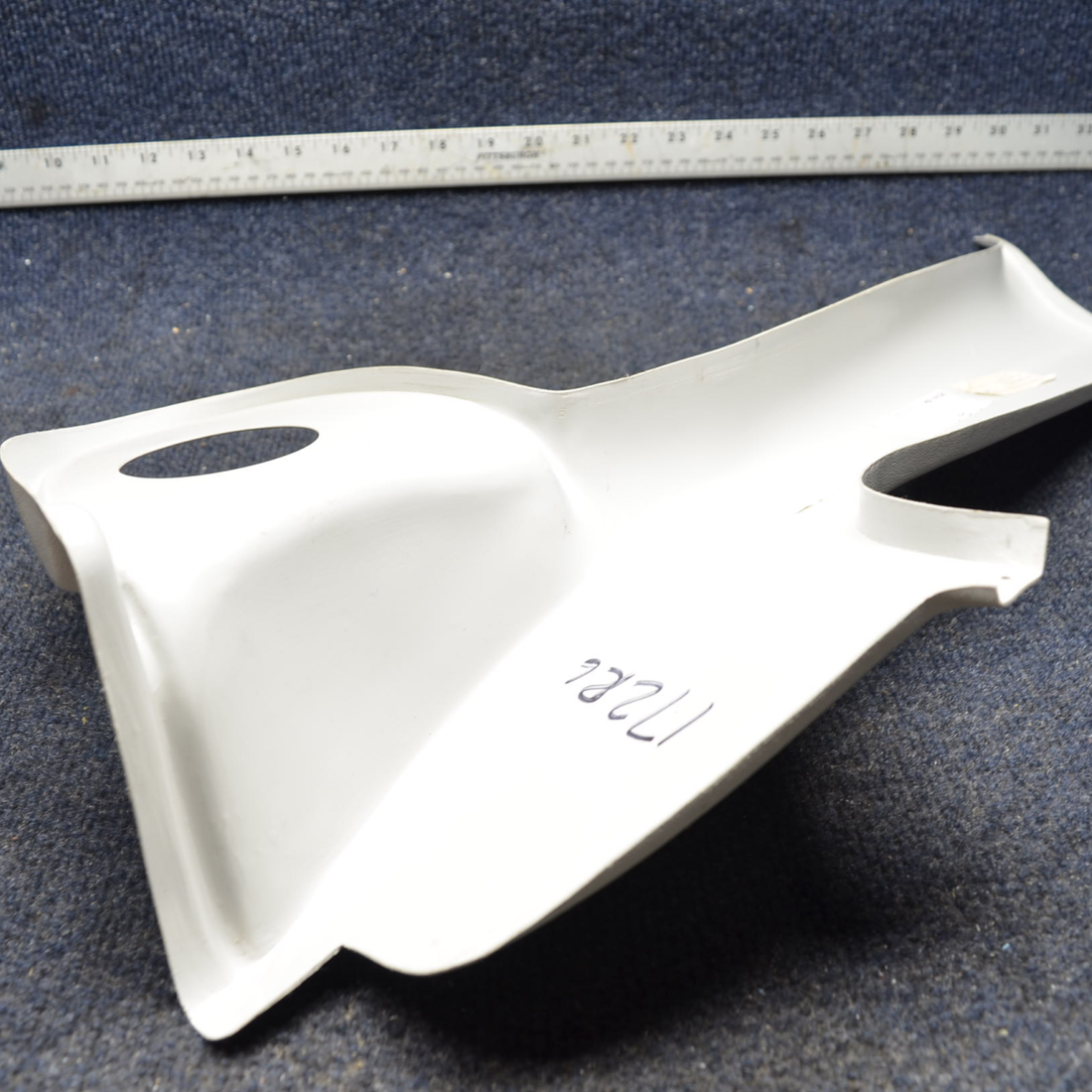 Used aircraft parts for sale, 0515026-20 Cessna 172RG DOOR POST TRIM RH