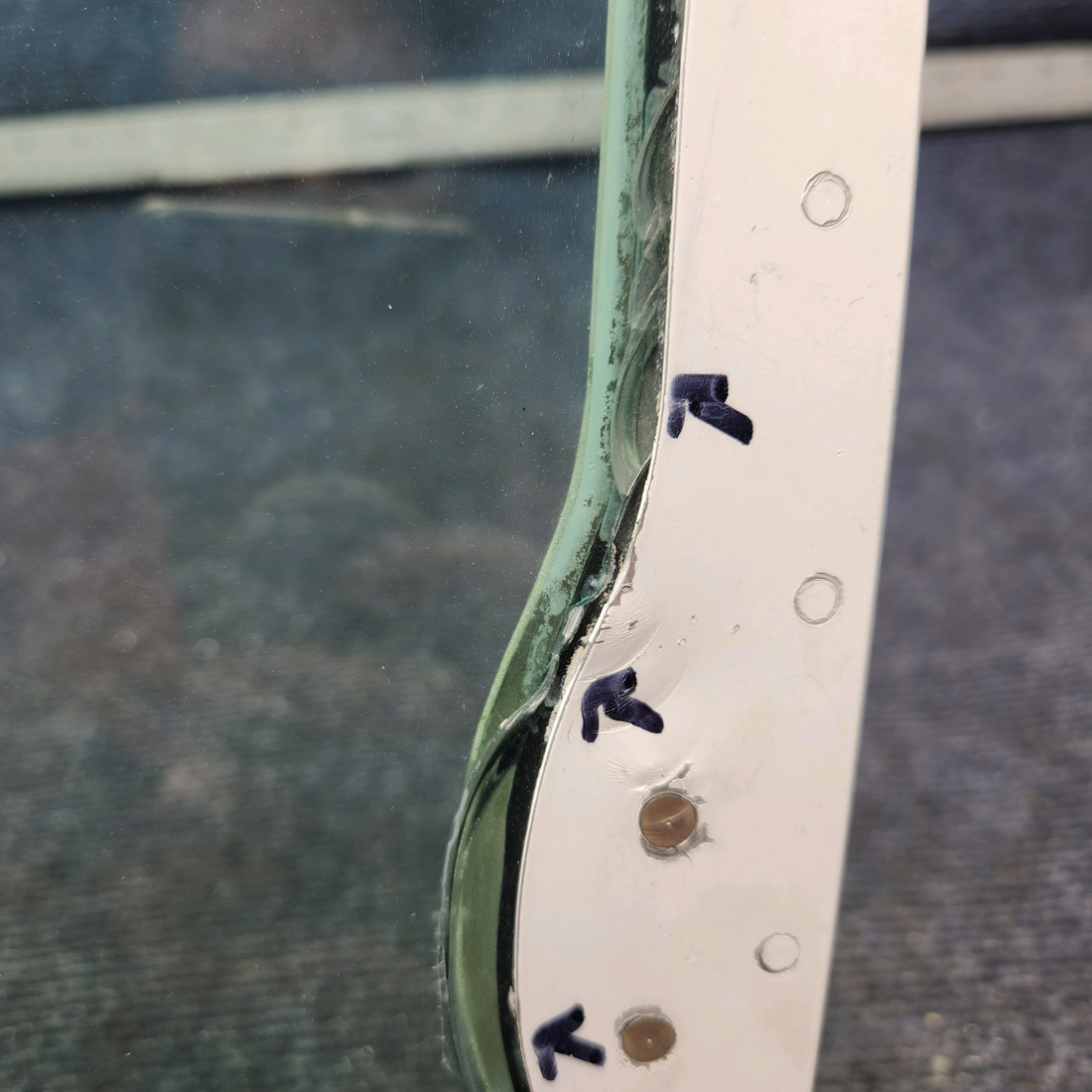 Used aircraft parts for sale, 96-420011-7 Beechcraft 95-B55 Baron STORM WINDOW HAVE A CRACK IN PLASTIC SEE PHOTOS