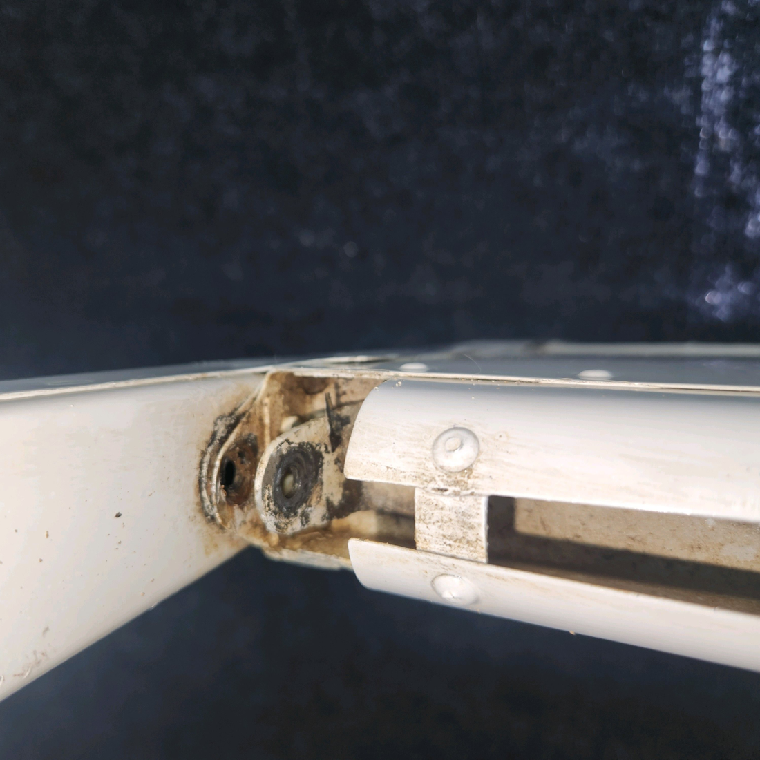 Used aircraft parts for sale, 0432001-52 cessna 150G Elevator Assembly - RH -Trim Tab Not Included