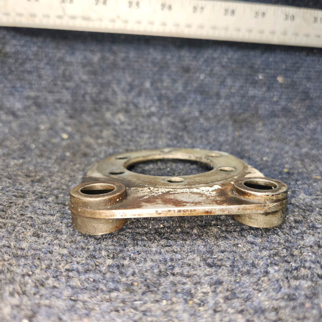 Used aircraft parts for sale, 756-818 Piper PA28-140 Torque plate Assy