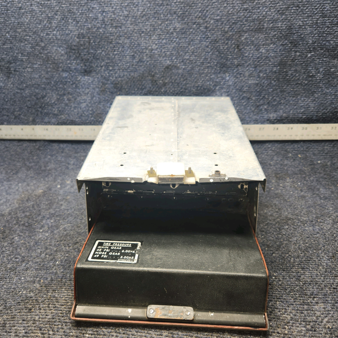 Used aircraft parts for sale, 0713778-7 Map Case With Door