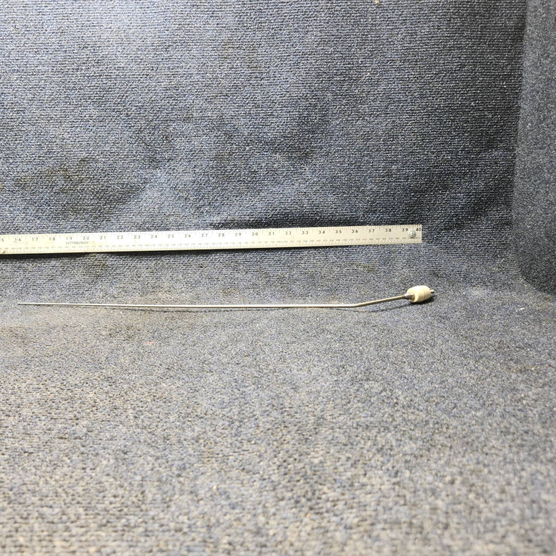 Used aircraft parts for sale, 451-272 Piper PA28-140 Transmitting Antenna Assembly